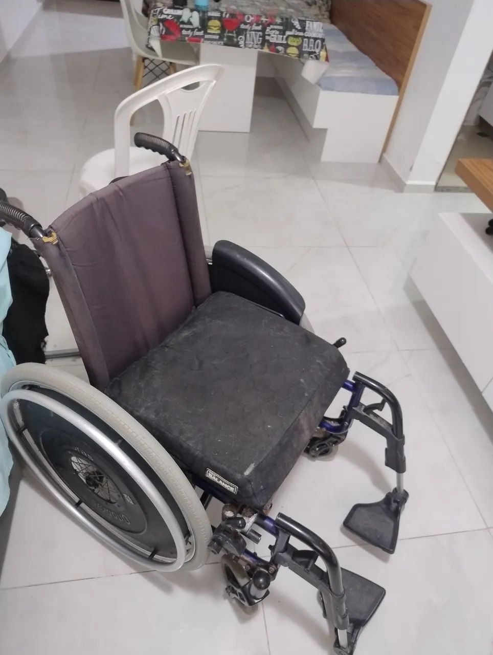 Vendo Cadeira de rodas usada ortobras ; 500 reais  - Foto 4