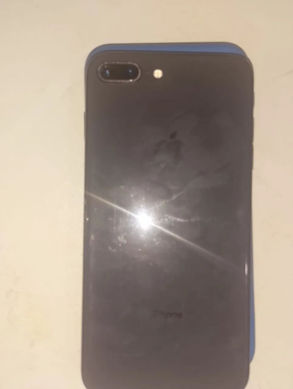 VENDO OU TROCO IPHONE 8 PLUS COMPLETO NOVO - Foto 2