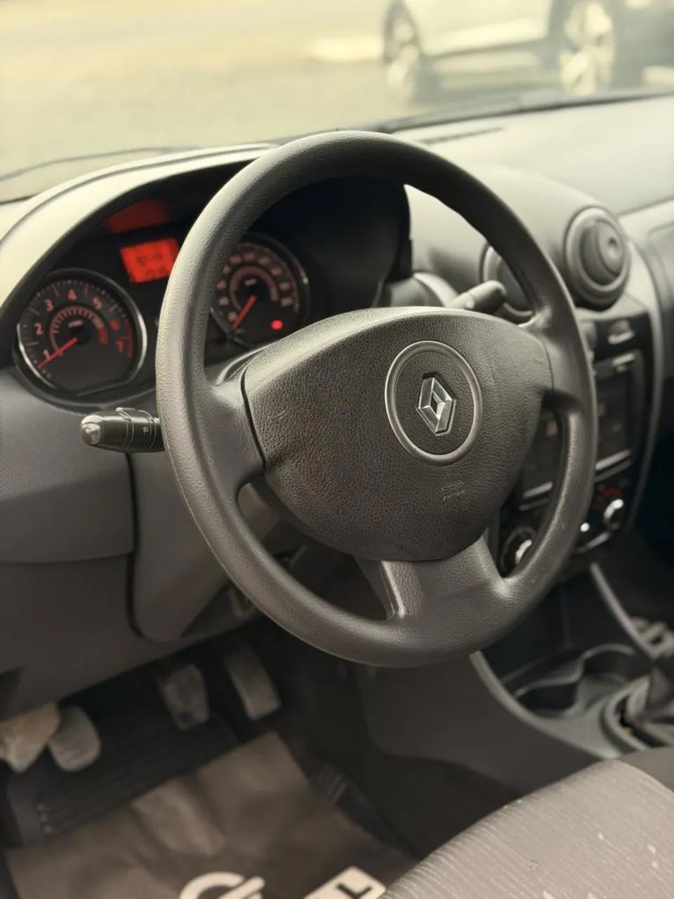 Renault Logan Expression Flex 1.6 16V 4P 2013 - Foto 4