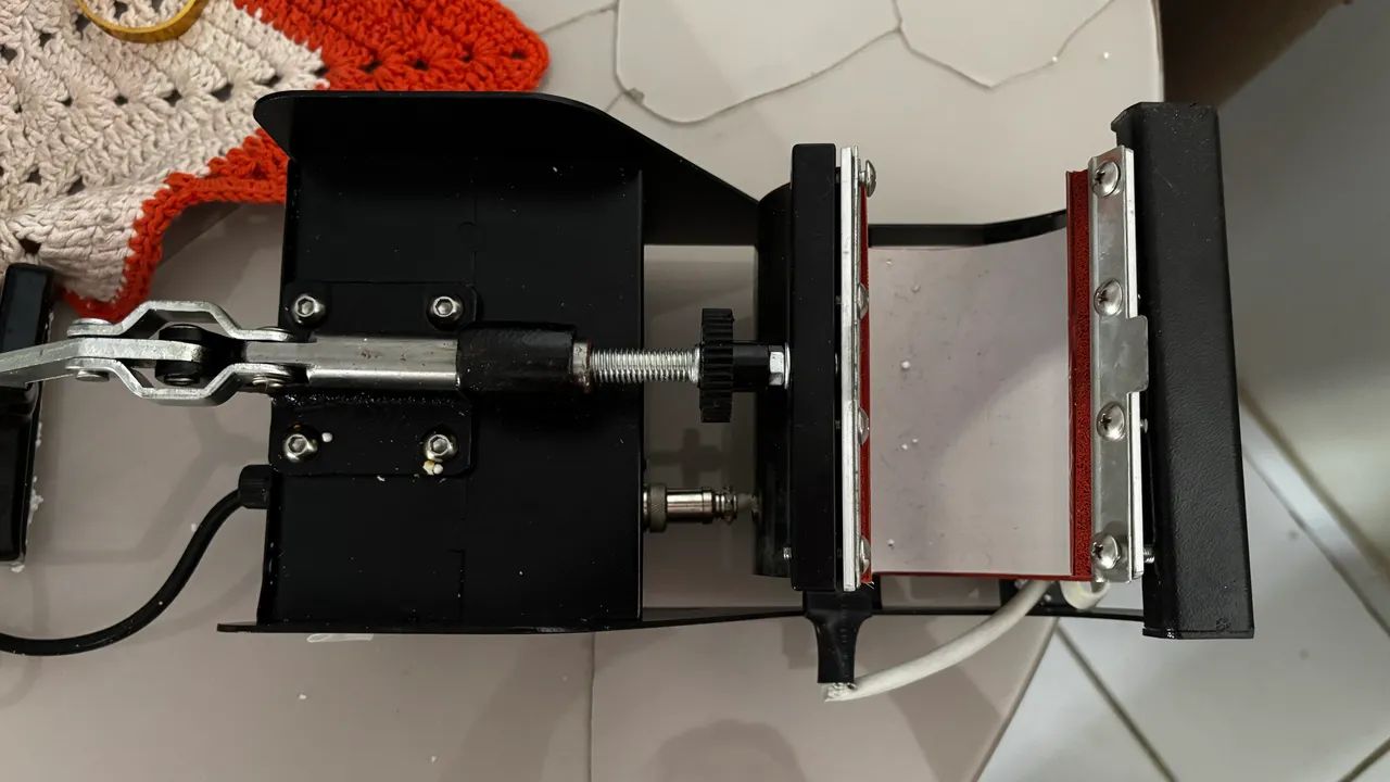 Máquina de estampar canecas - Foto 5