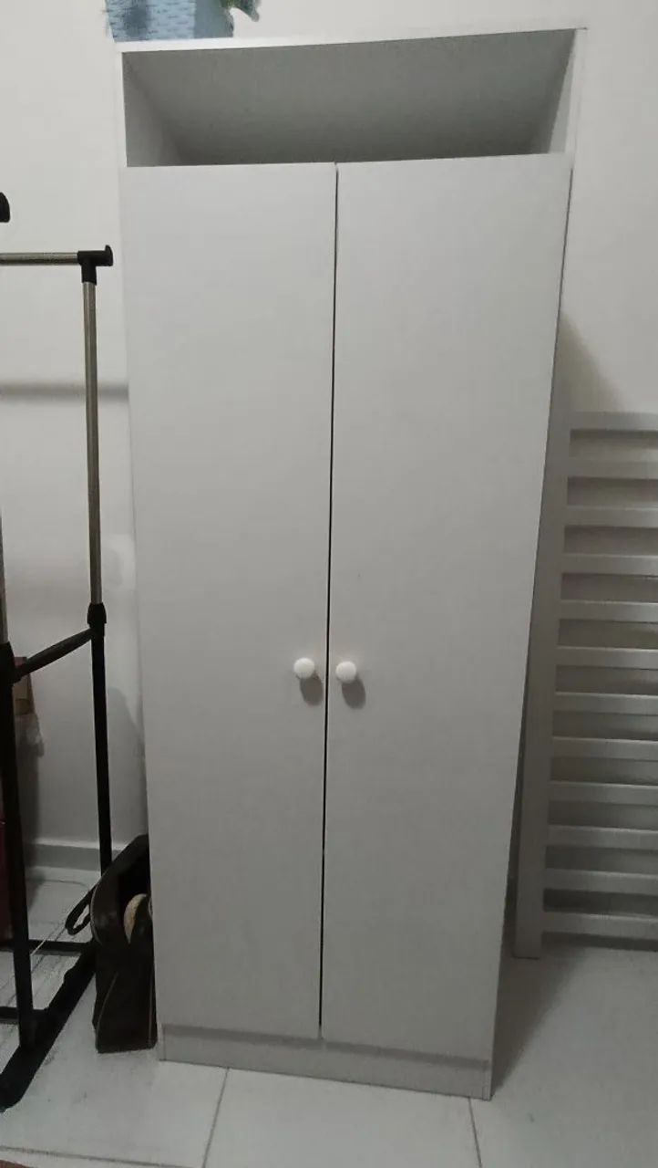 Kit guardar roupa e cômoda infantil 