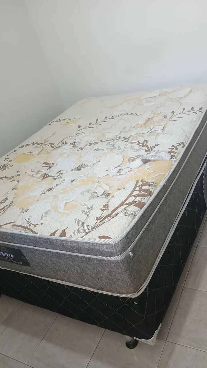 Vendo cama com base e colchão - Foto 2