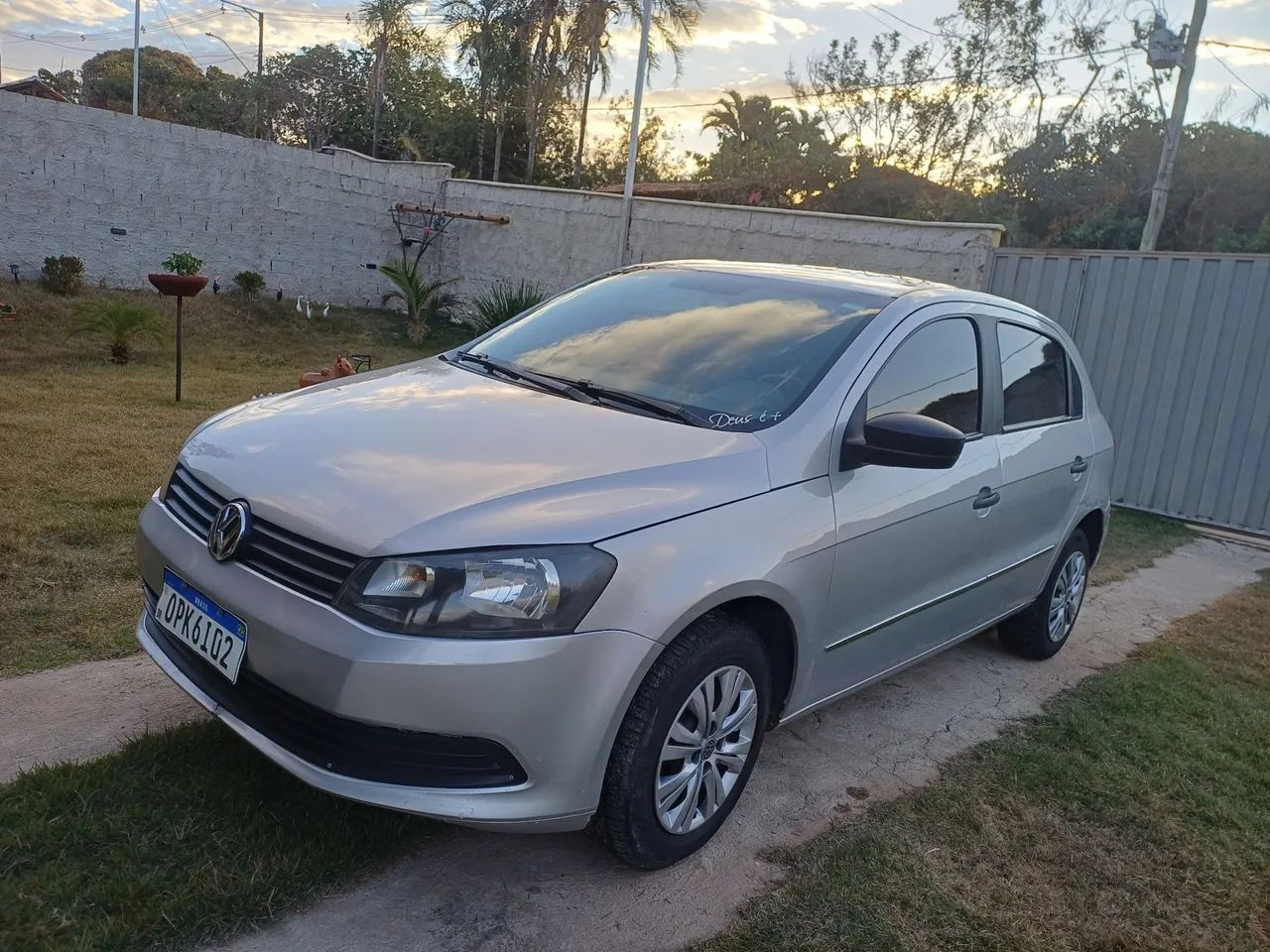 Volkswagen Gol Gol (novo) 1.0 Mi Total Flex 8V 4p 2013