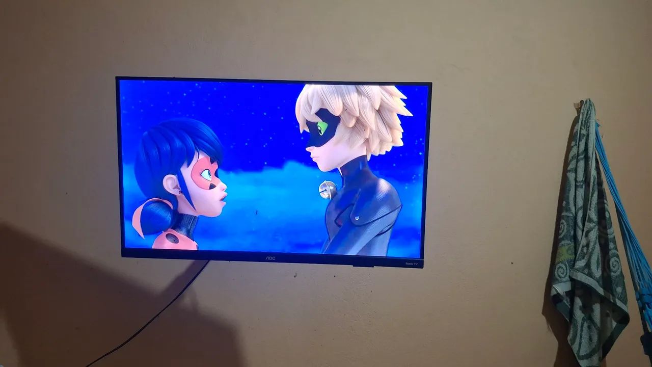 Vendo TV, de 32 polegadas. - Foto 2