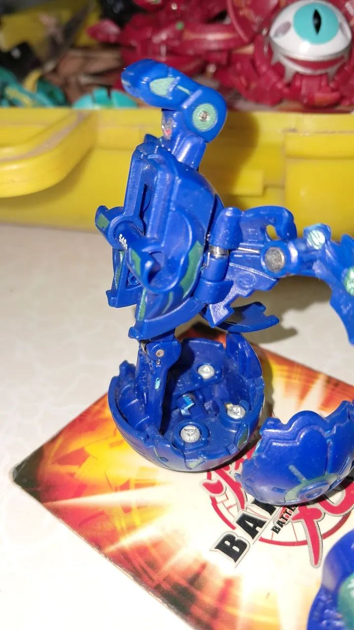 Bakugan Mega Brontes Aquos - Foto 2