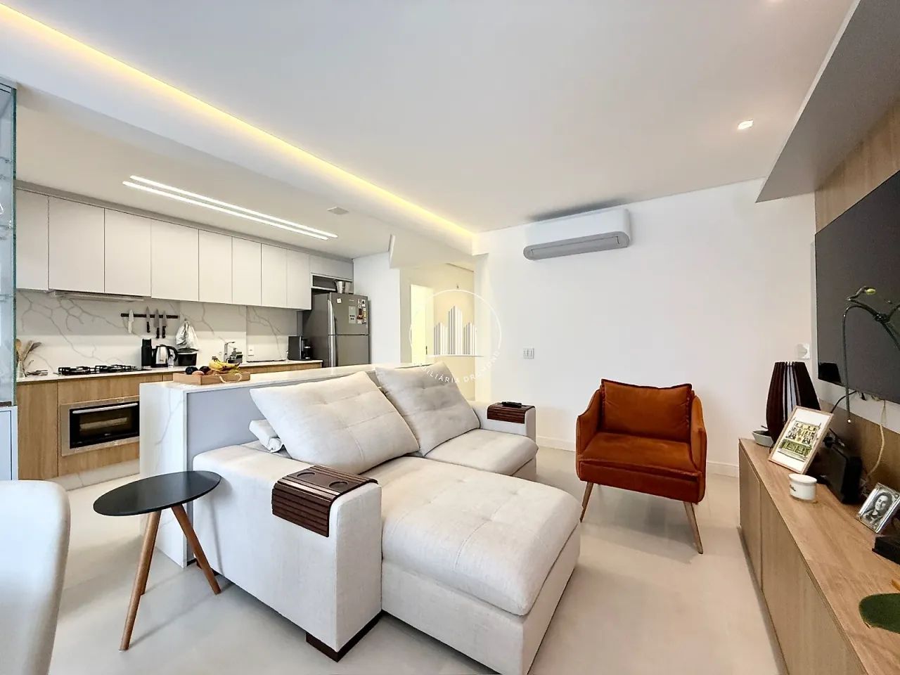 Apartamento 2 Quartos com 2 Suítes e 93m² - Coqueiros - BRN - Foto 2