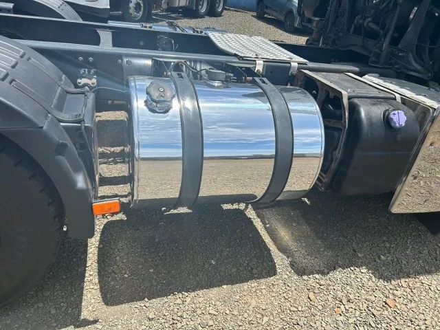 Caminhão Volvo Fh 460 Globetrotter I-Shift 6x4 - 2017 - Foto 5