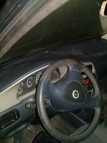 Vende-se carro Fiat palio 2005 - Foto 2