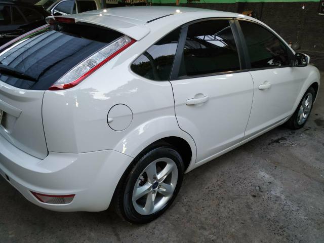 Ford focus hatch 1.6 glx 2013 35.000 r$ - Foto 2