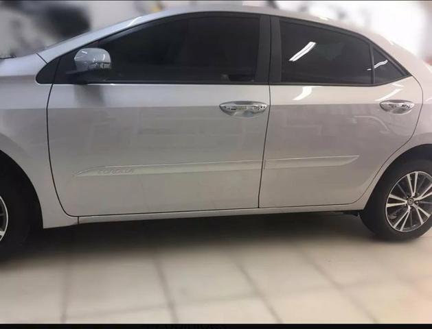 Frisos no Corolla - Foto 4