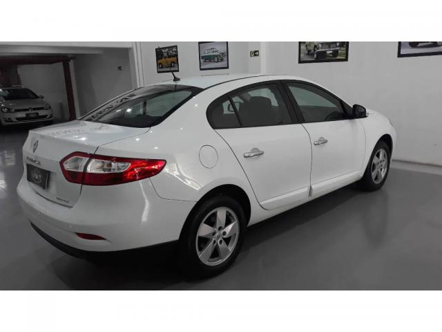 Renault Fluence DYNAMIQUE 2.0 Flex Mec. - Foto 7