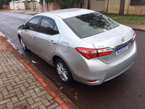 Raridade Corolla GLi 1.8 automático 2017 62.000km impecável - Foto 7