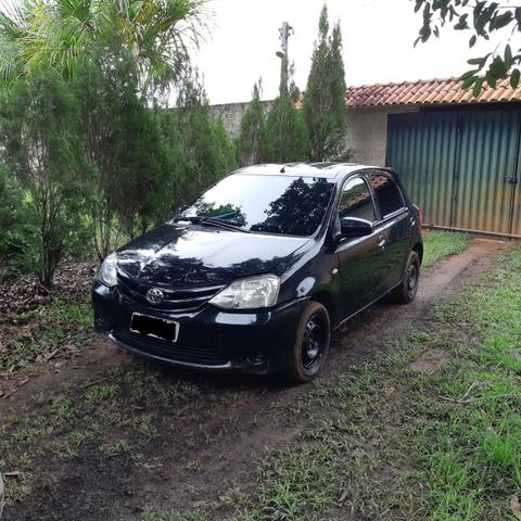 Toyota Etios -16/16 em Porto Velho