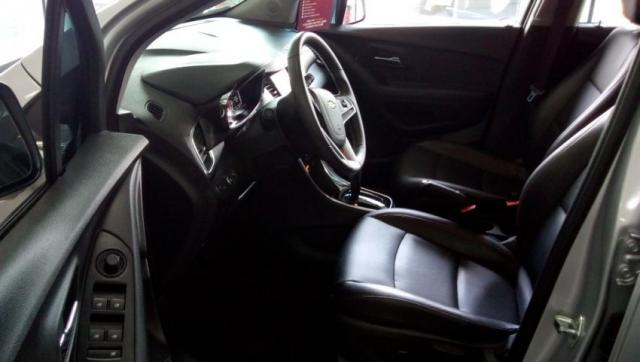 CHEVROLET TRACKER PREMIER 4X2 1.4 TURBO AT6 Prata 2017/2018 - Foto 5