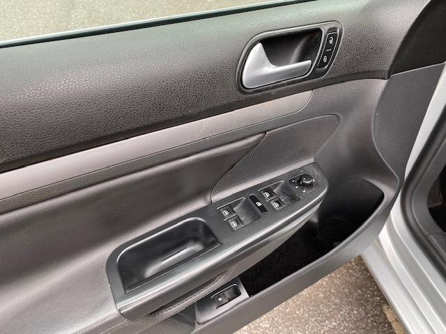 VW Jetta 2.5 automatico / Tiptronic 2008 + Teto solar - Particular - Foto 14