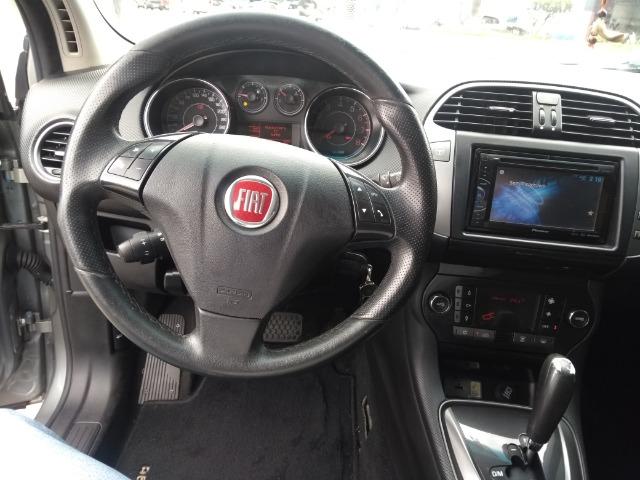 Fiat bravo absolute com teto - Foto 8