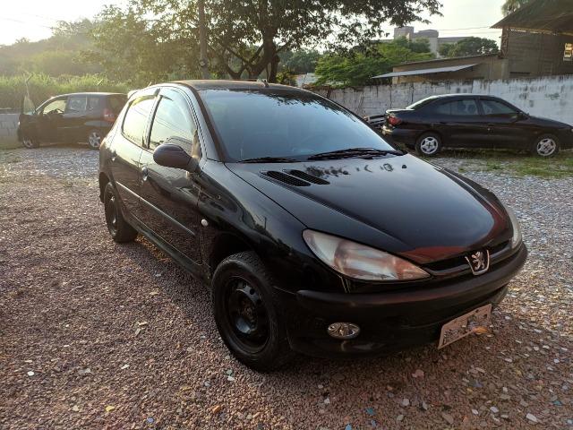 Peugeot 206 1.6 Presence 16V Flex 4P Manual - 2005