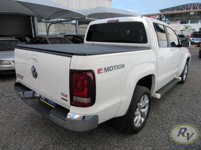 AMAROK 2017/2017 2.0 HIGHLINE 4X4 CD 16V TURBO INTERCOOLER DIESEL 4P AUTOMÁTICO - Foto 2