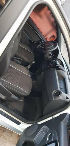 Duster Oroch Dynamique 1.6 16v Mec. Flex - 2017 - Foto 8