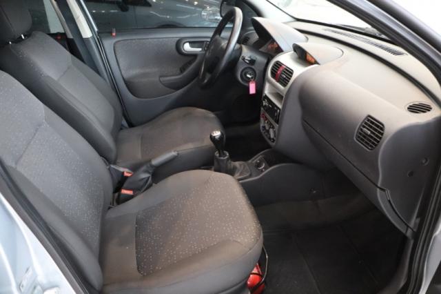 CORSA 1.4 MPFI PREMIUM SEDAN 8V FLEX 4P MANUAL - Foto 6