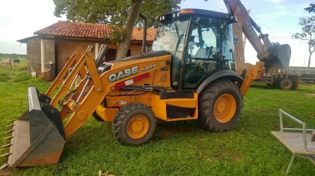 Retroescavadeira case - Foto 5