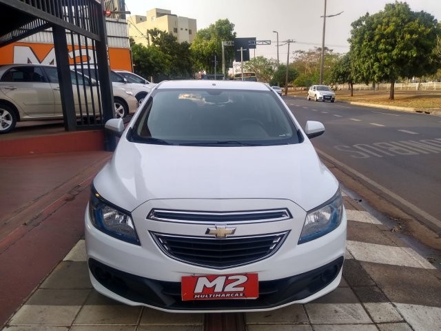 CHEVROLET ONIX 2015 1.4 MPFI LT 8V FLEX 4P MANUAL