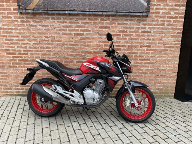 CB TWISTER 250 TOP DE LINHA ÓTIMO ESTADO