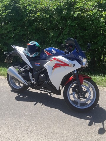 HONDA CBR 250R ANO 2012/2012 TRICOLOR EM PERFEITO ESTADO DE CONSERVAÇÃO!