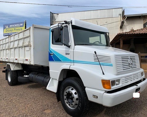 CAMINHAO MODELO MB1618