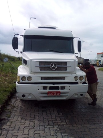 CAMINHÃO MB
