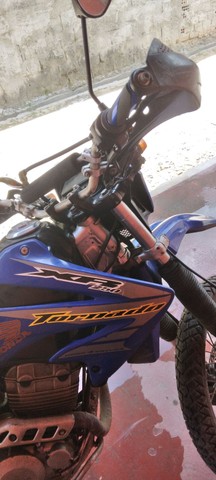 MOTO TORNADO TOP