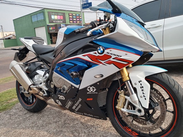 BMW S1000RR 2018 TRICOLOR IMPECAVEL