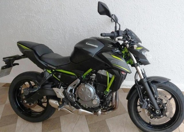 KAWASAKI Z-650   ÚNICO DONO  