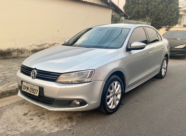 VW JETTA 2.0 CONFORTLINE 2012