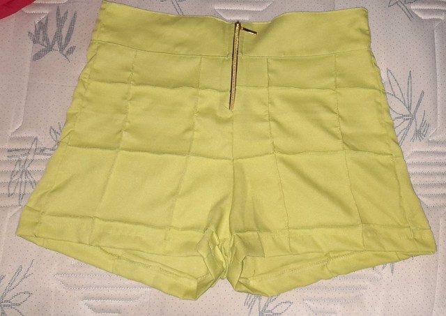 Short em crepe mos