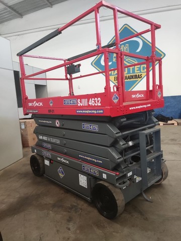 Locação de plataforma elevatória tesoura 08,10,12 m - Foto 3