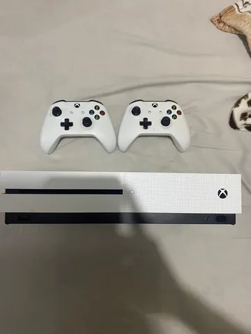 OMK Eletrônicos e Celulares - (vendido)Xbox One S 1TB usado em