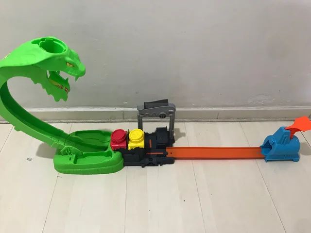 Pista Hot Wheels City Ataque Tóxico Da Cobra Serpente Slime em