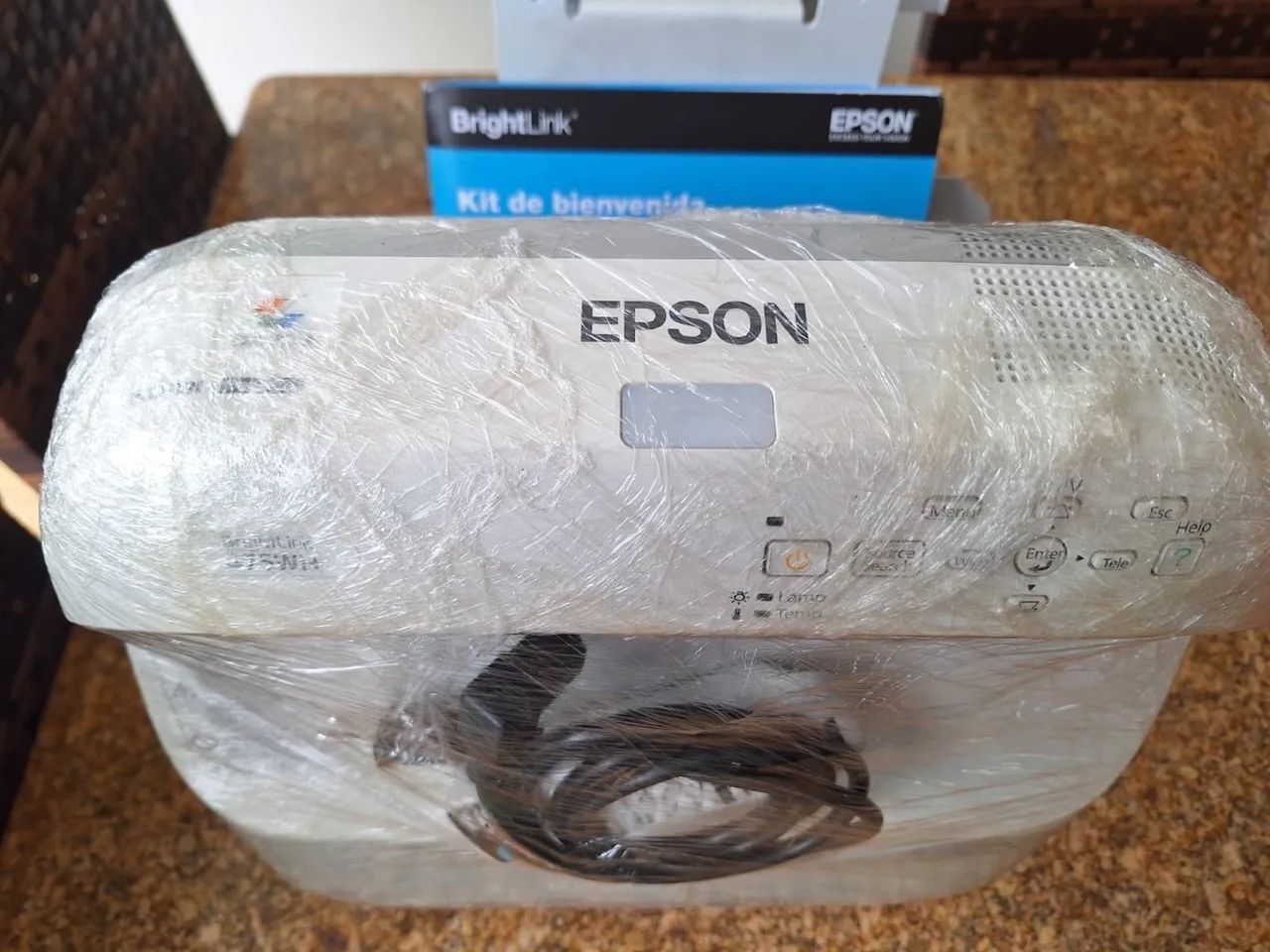 Projetor Epson BrightLink 475Wi+ - Foto 2