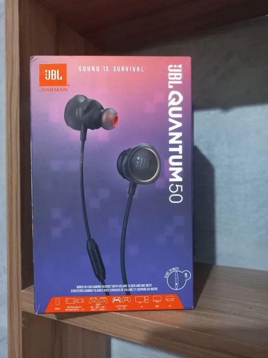 Fone de ouvido com fio