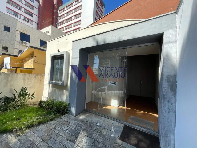 Casa comercial para alugar no Centro de Betim.