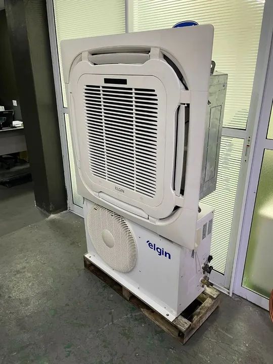 Cassete Elgin 24.000 BTUs 220v 