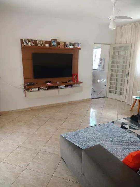 Casa a Venda no Alecrim JBC51