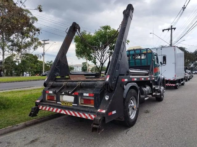 Mercedes Benz 1513 Reduzido 1977 + Implemento Poliguindaste - Foto 6