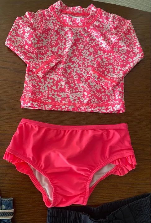 Lote de roupas 6m a 18m marcas famosas - Foto 2