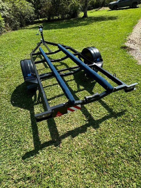 CARRETINHA PRA JET SKI REBOQUE DE EMBARCAÇÃO  - Foto 4