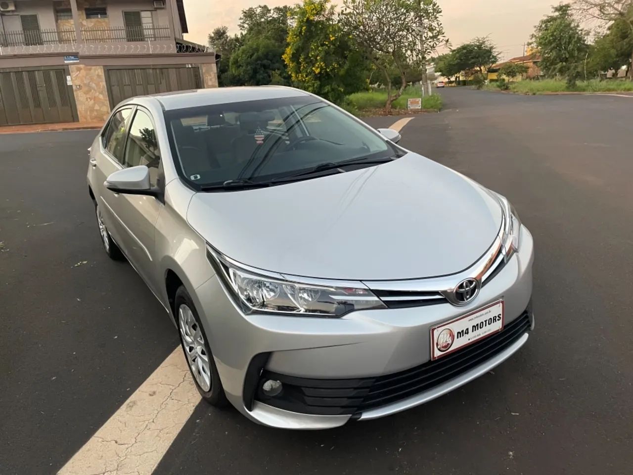 2018 - Toyota Corolla GLI - Automático