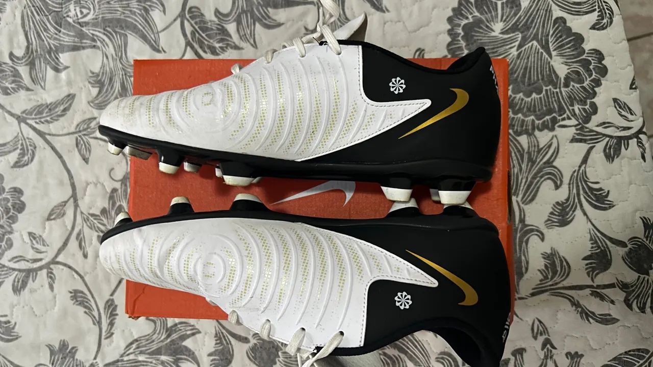 Chuteira de Campo Nike Phantom GX II Club Adulto - Foto 2