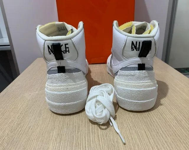Nike Blazer Mid White Grey x Sacai - Foto 4