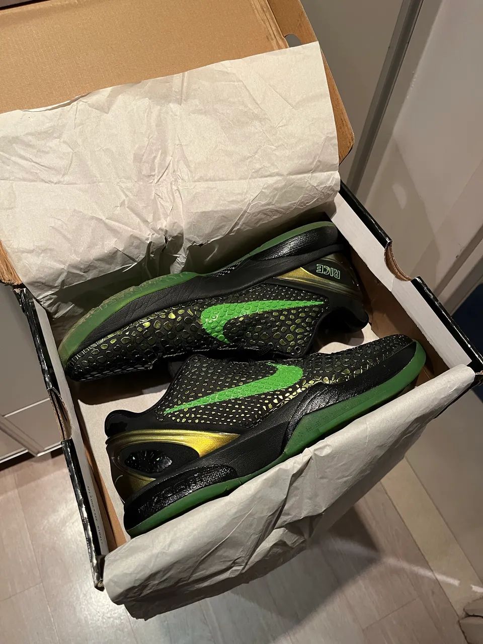 Nike Kobe Supreme Rice Calçados Sul (Águas Claras), Brasília